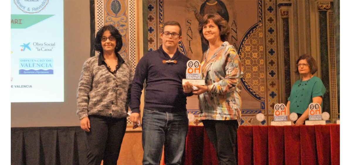 Recogiendo Premio