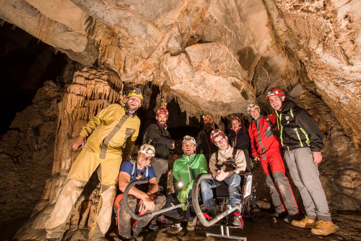 Participamos en una jornada de espeleología para todas las personas Participamos en una jornada de espeleología para todas las personas