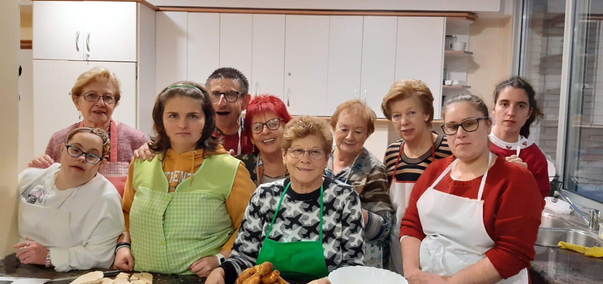 Taller de Cocina Intergeneracional Ramiro Bustamante + Amica