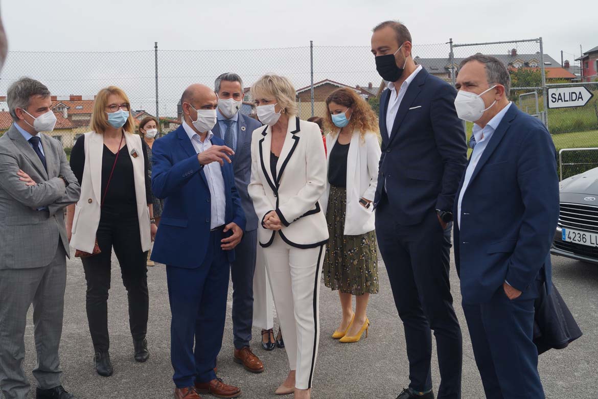 Carme Artigas exterior sede