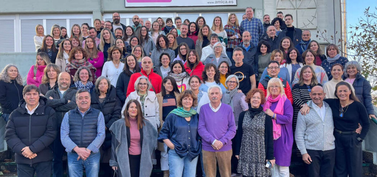 Los profesionales del claustro de Amica