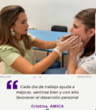 Opinión Cristina Amica Persona recibiendo apoyos