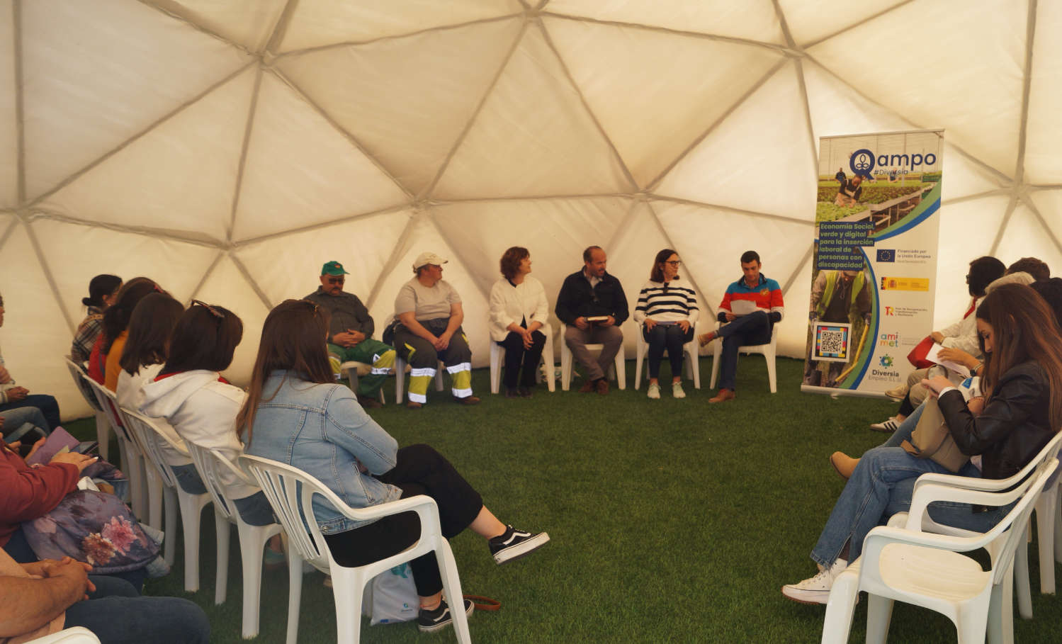 Diversia Empleo y Amimet presentan el proyecto Qampo Diversia en Valencia