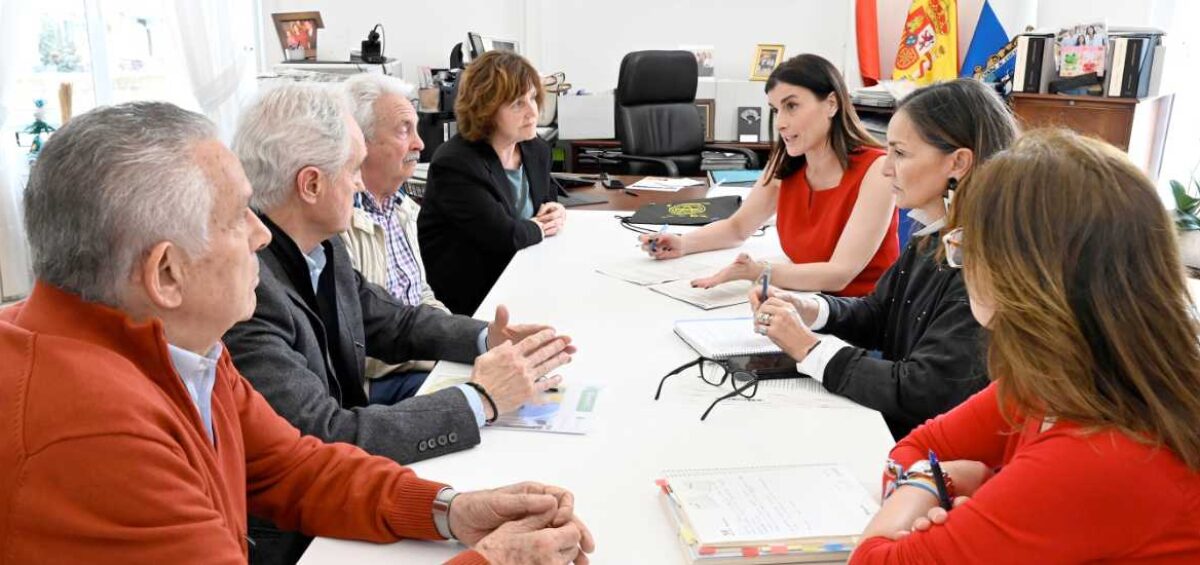 Reunión de representantes del Ayuntamiento de Santander y Amica