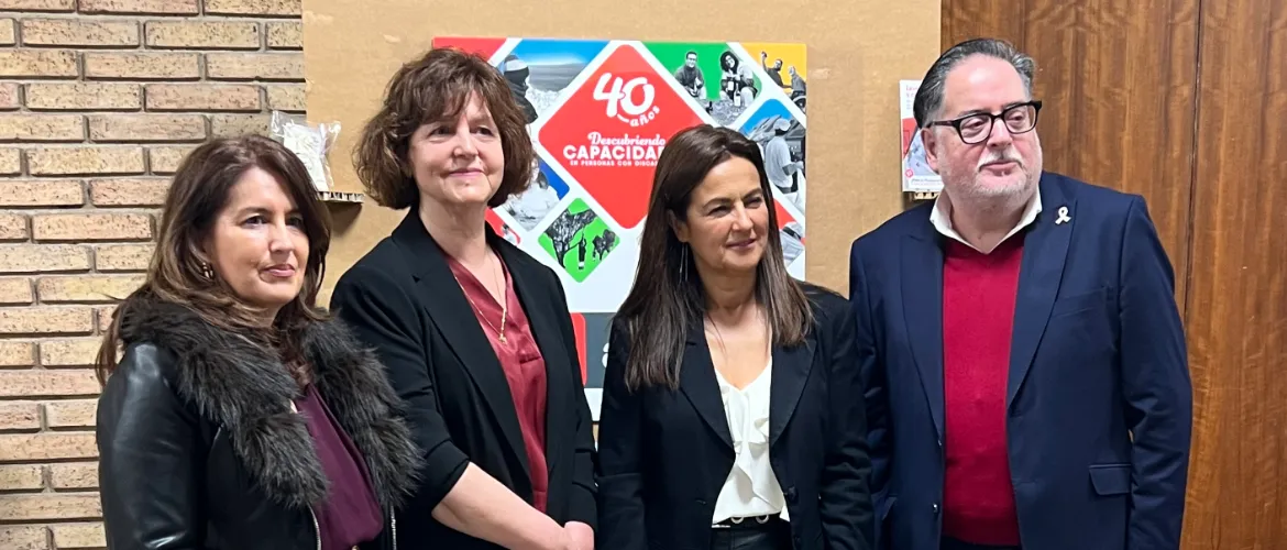 Las Jornadas 'Tiempo Mujer' llenan la Cámara de Comercio de Torrelavega